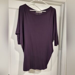 41 Hawthorn Deep Purple Top